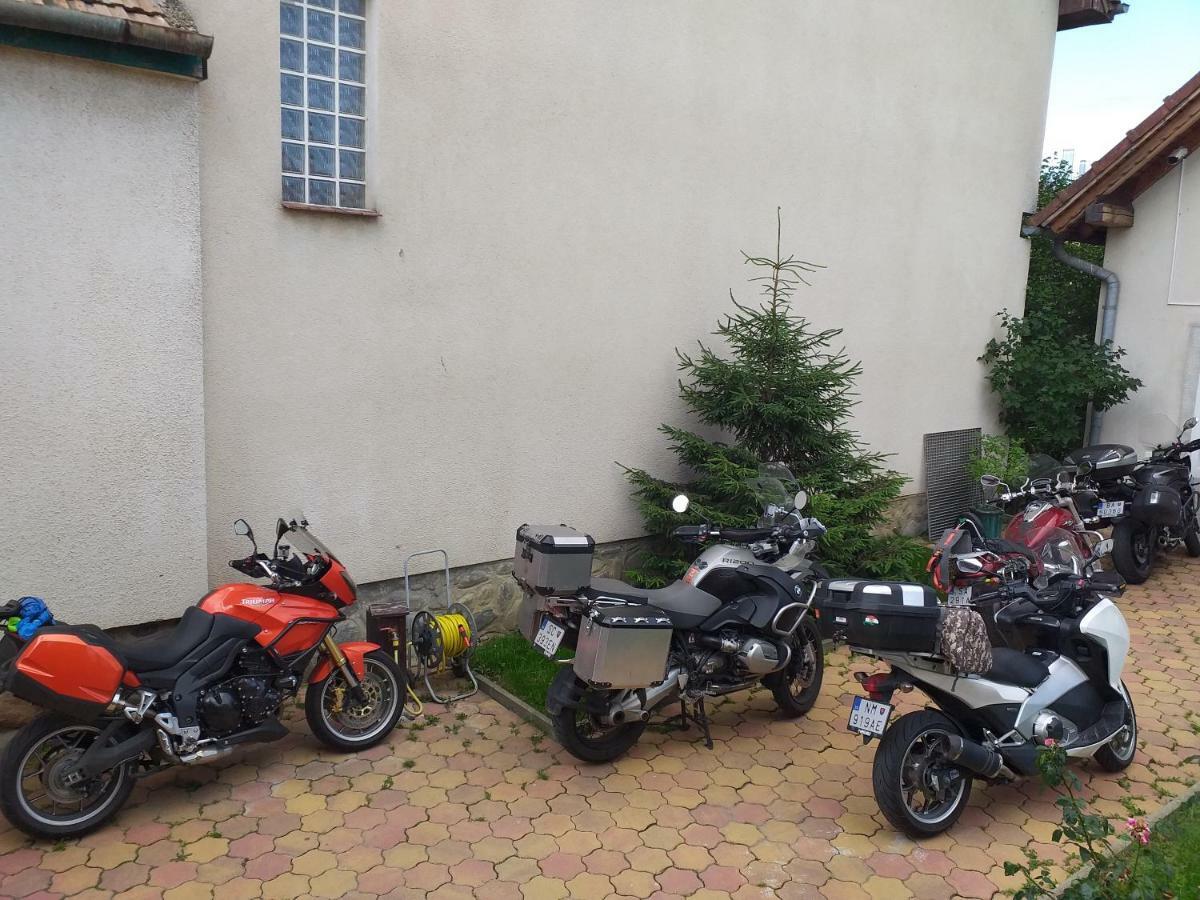 시비우 Casa 193 Motorcycle Friends B&B 외부 사진